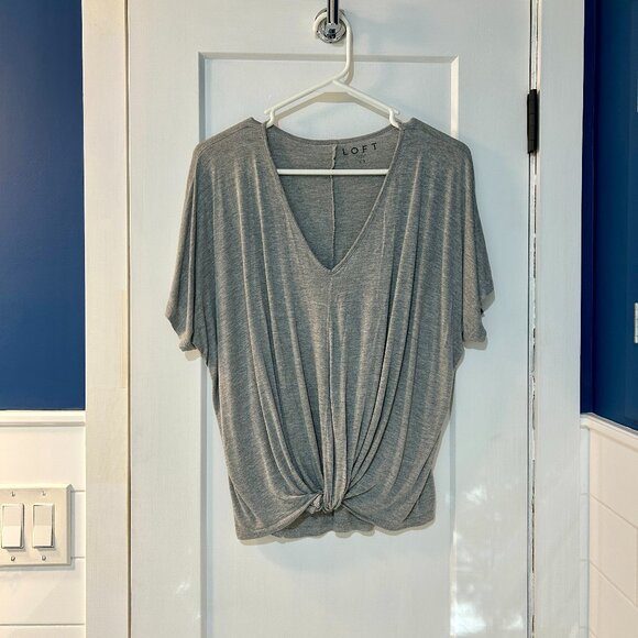 LOFT Knotted Top - Picture 1 of 2